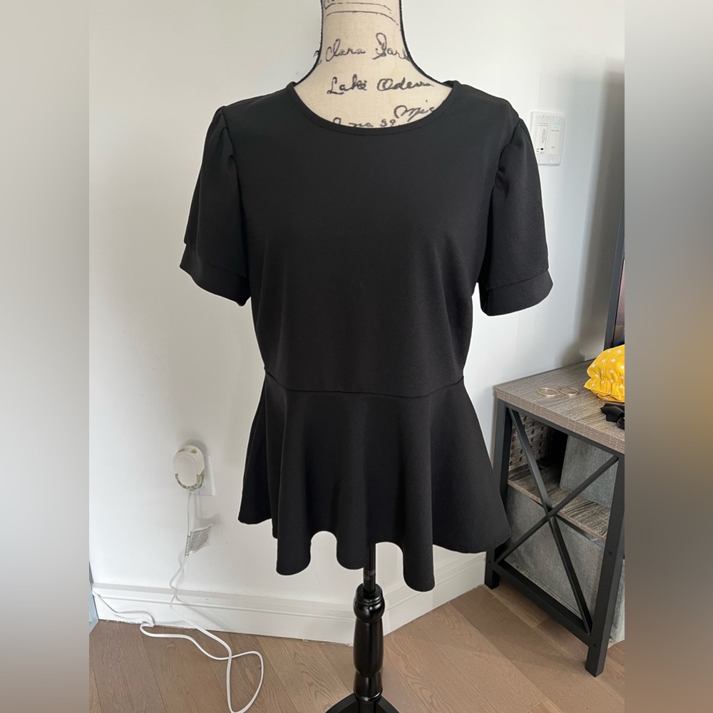 Black peplum top